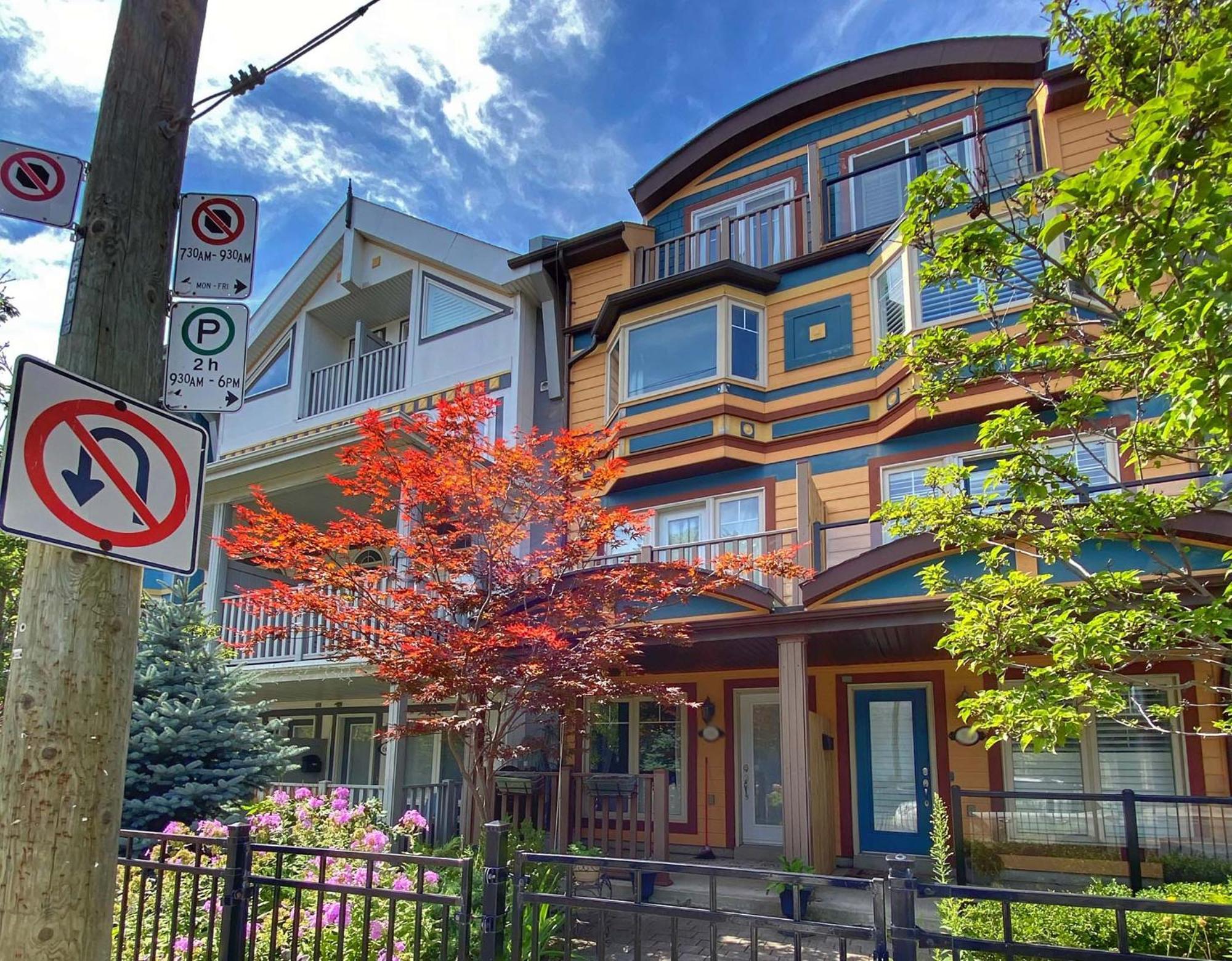 Stunning Rooms In Townhouse Across The Beach Toronto Kültér fotó